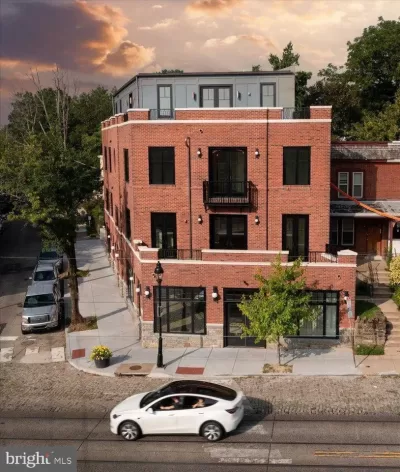 2BR Condo for Sale in Philadelphia, PA