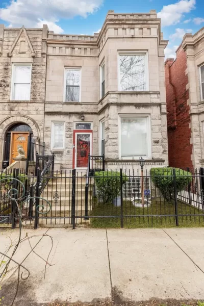 3BR House for Rent in Chicago, IL
