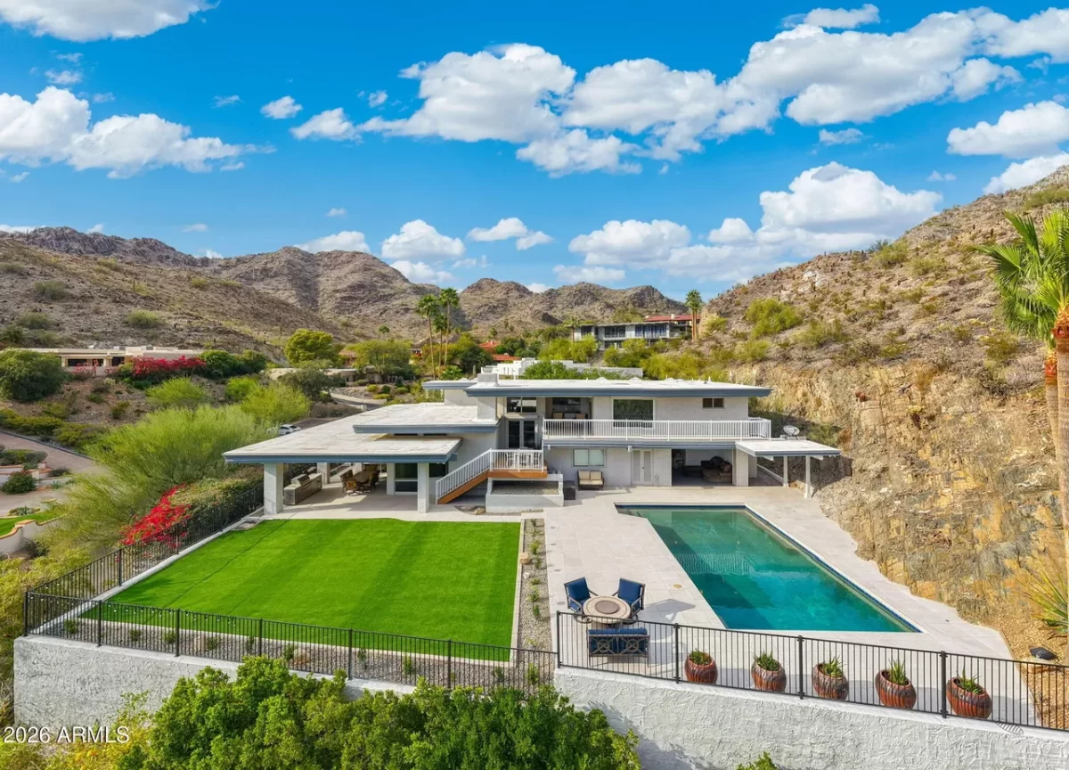 4BR House for Sale in Phoenix, AZ