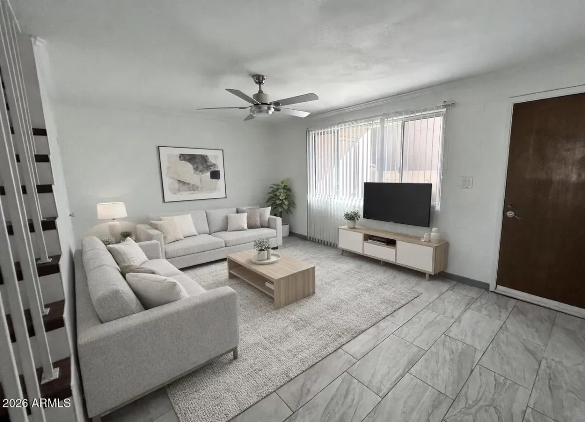2BR Townhouse for Sale in Phoenix, AZ