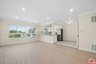 2BR Townhouse for Rent in West Hollywood, CA