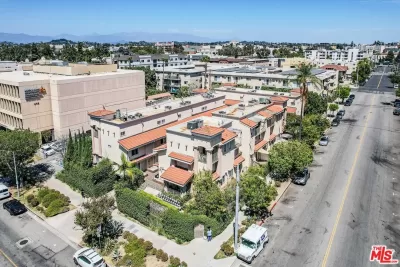 3BR Condo for Sale in Los Angeles, CA