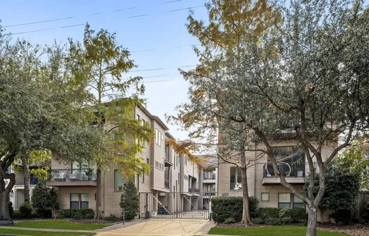 2BR Condo for Sale in Dallas, TX