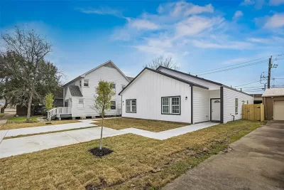 6BR Multi-Family for Sale in Houston, TX