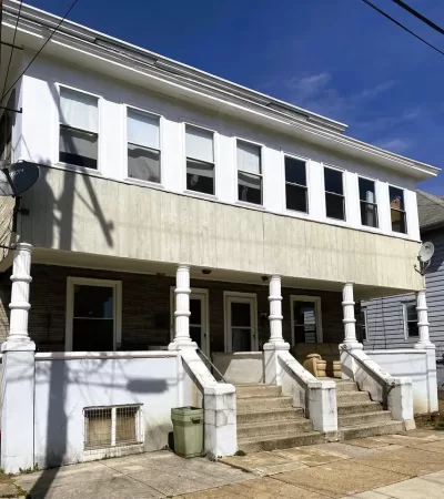 1BR Multi-Family for Sale in Paulsboro, NJ