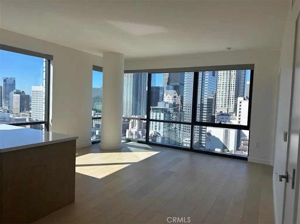 2BR House for Rent in Los Angeles, CA