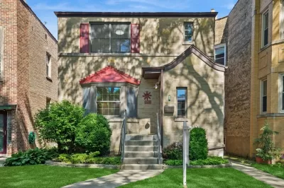 3BR House for Sale in Chicago, IL