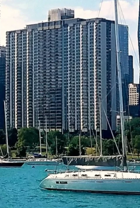 Condo for Rent in Chicago, IL