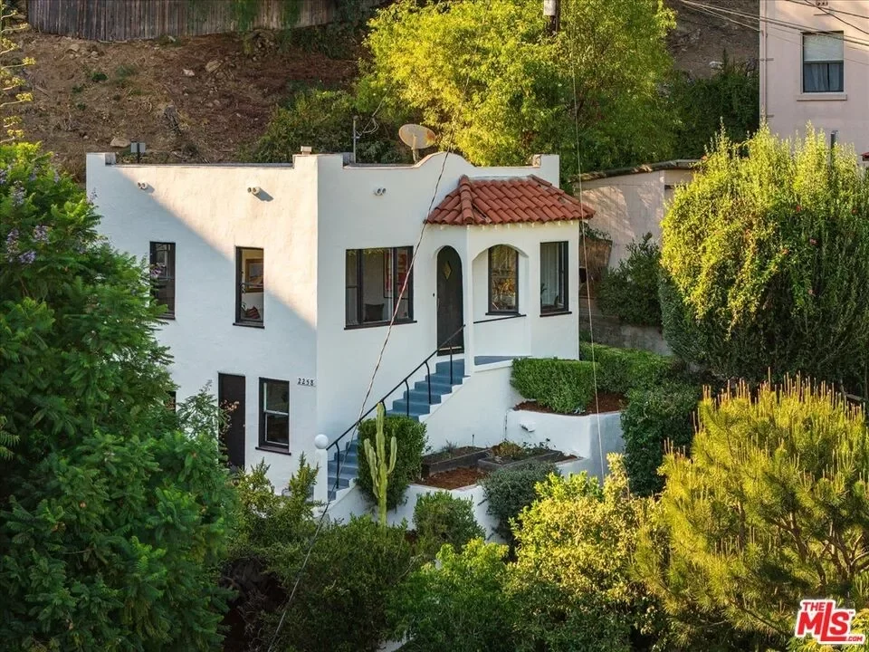 1BR House for Sale in Los Angeles, CA