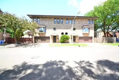 3BR House for Sale in Chicago, IL