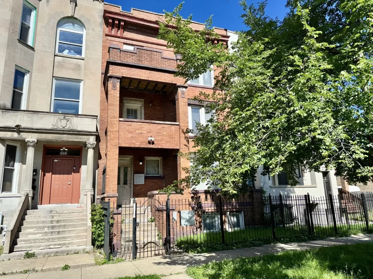 3BR Condo for Sale in Chicago, IL