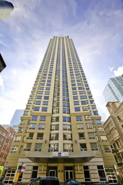 1BR Condo for Sale in Chicago, IL