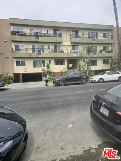 2BR Apartment for Rent in Los Angeles, CA