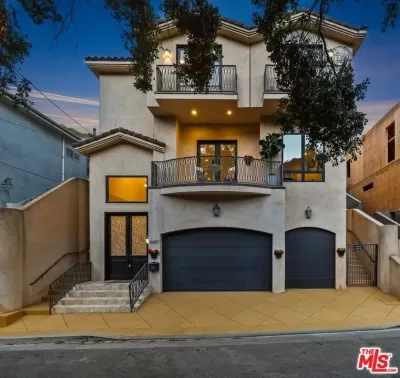 4BR House for Sale in Los Angeles, CA
