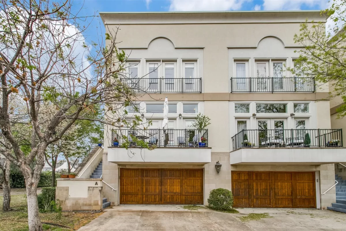 3BR Townhouse for Rent in Dallas, TX