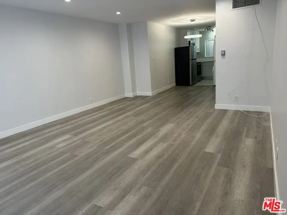 1BR Townhouse for Rent in Los Angeles, CA