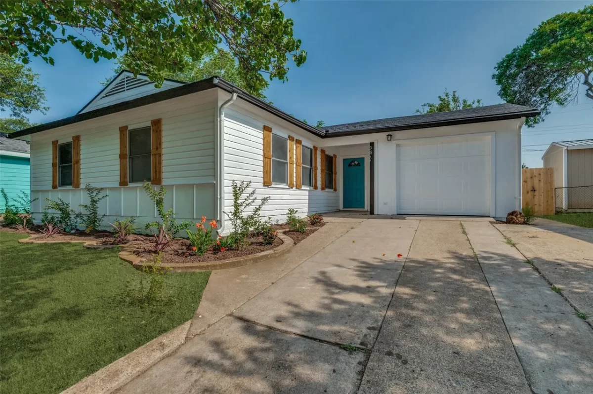 4BR House for Sale in Dallas, TX