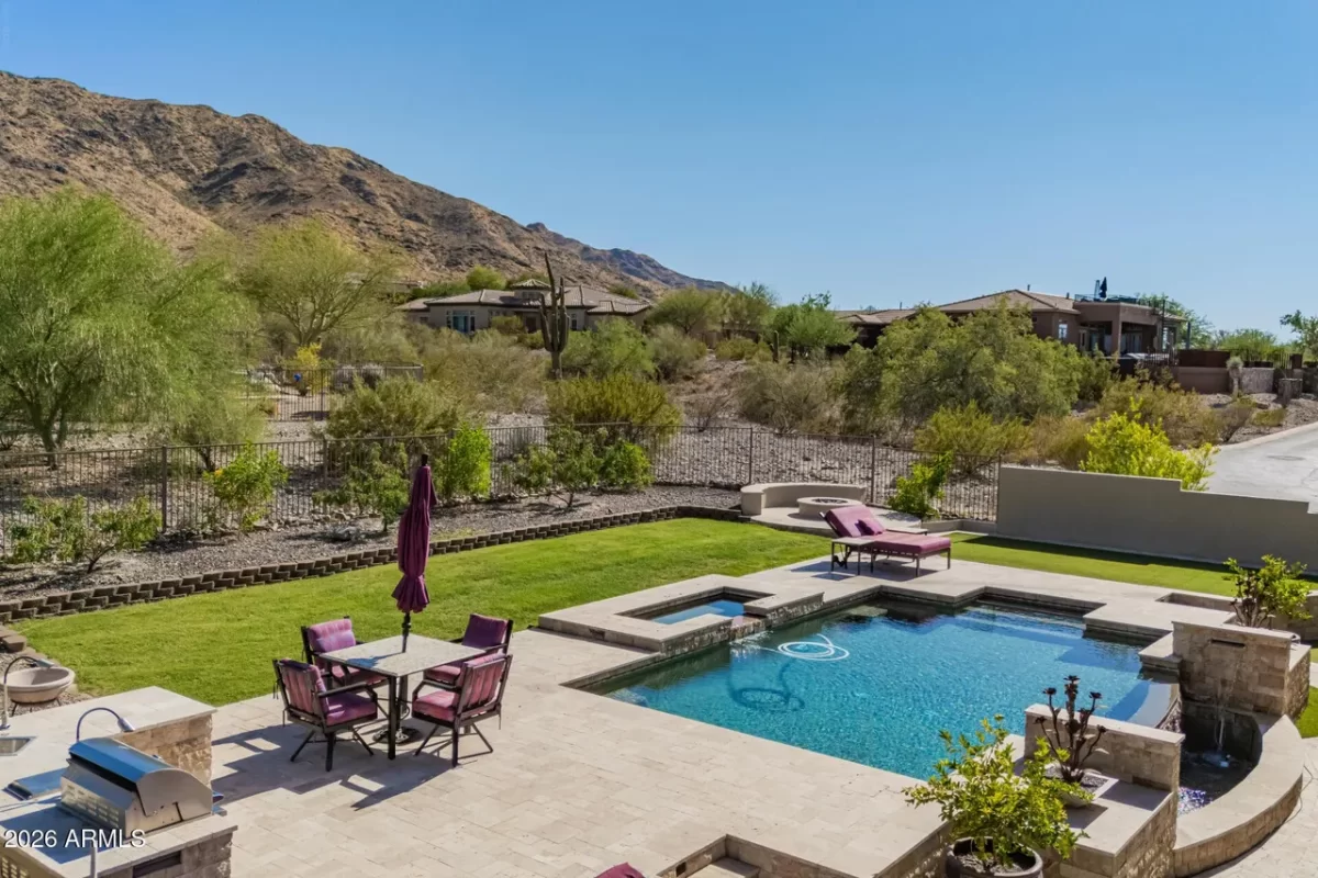 4BR House for Sale in Phoenix, AZ