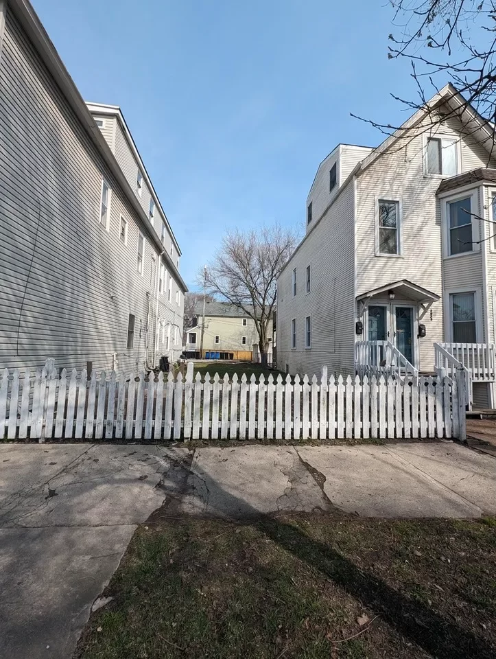 Land for Sale in Chicago, IL