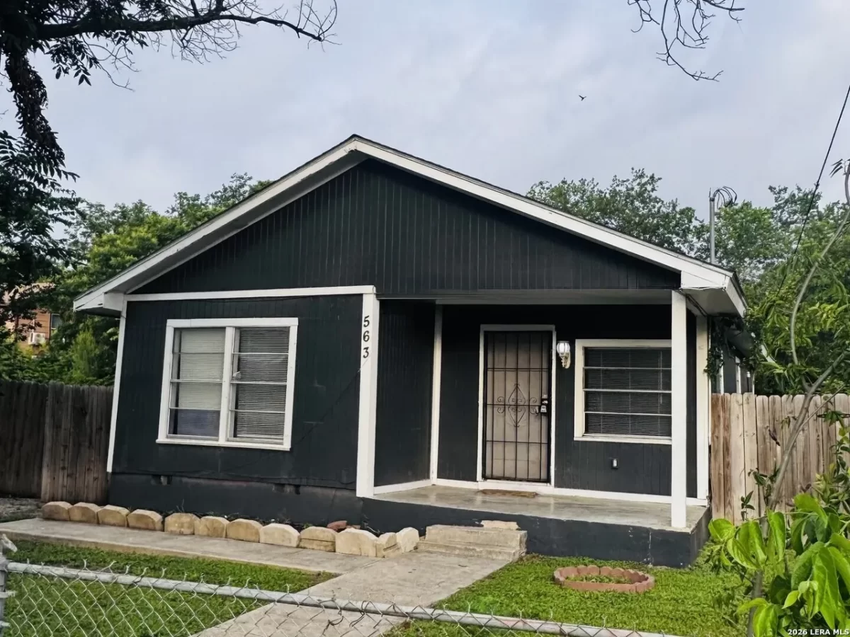 2BR House for Rent in San Antonio, TX