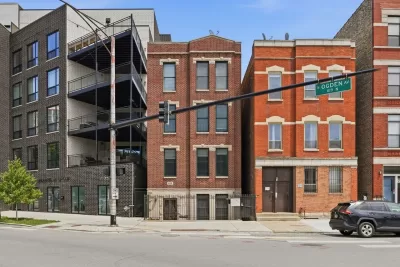 2BR Condo for Sale in Chicago, IL