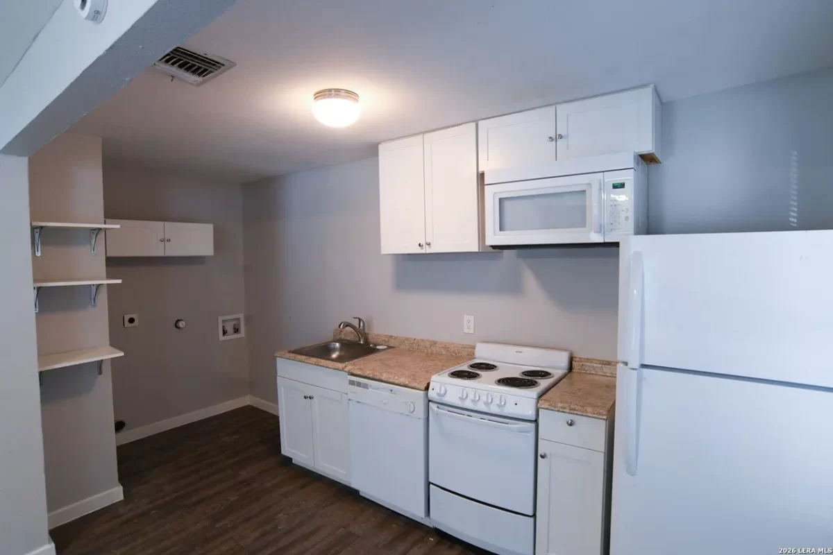 2BR House for Rent in San Antonio, TX