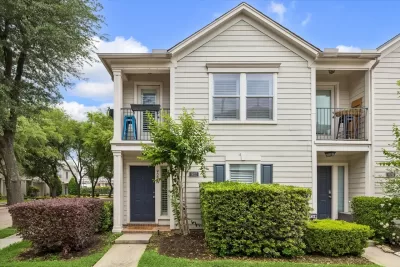 2BR Condo for Rent in Houston, TX