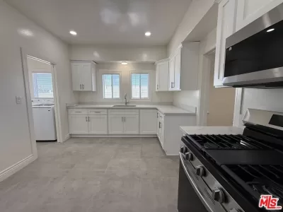 2BR Condo for Rent in Los Angeles, CA