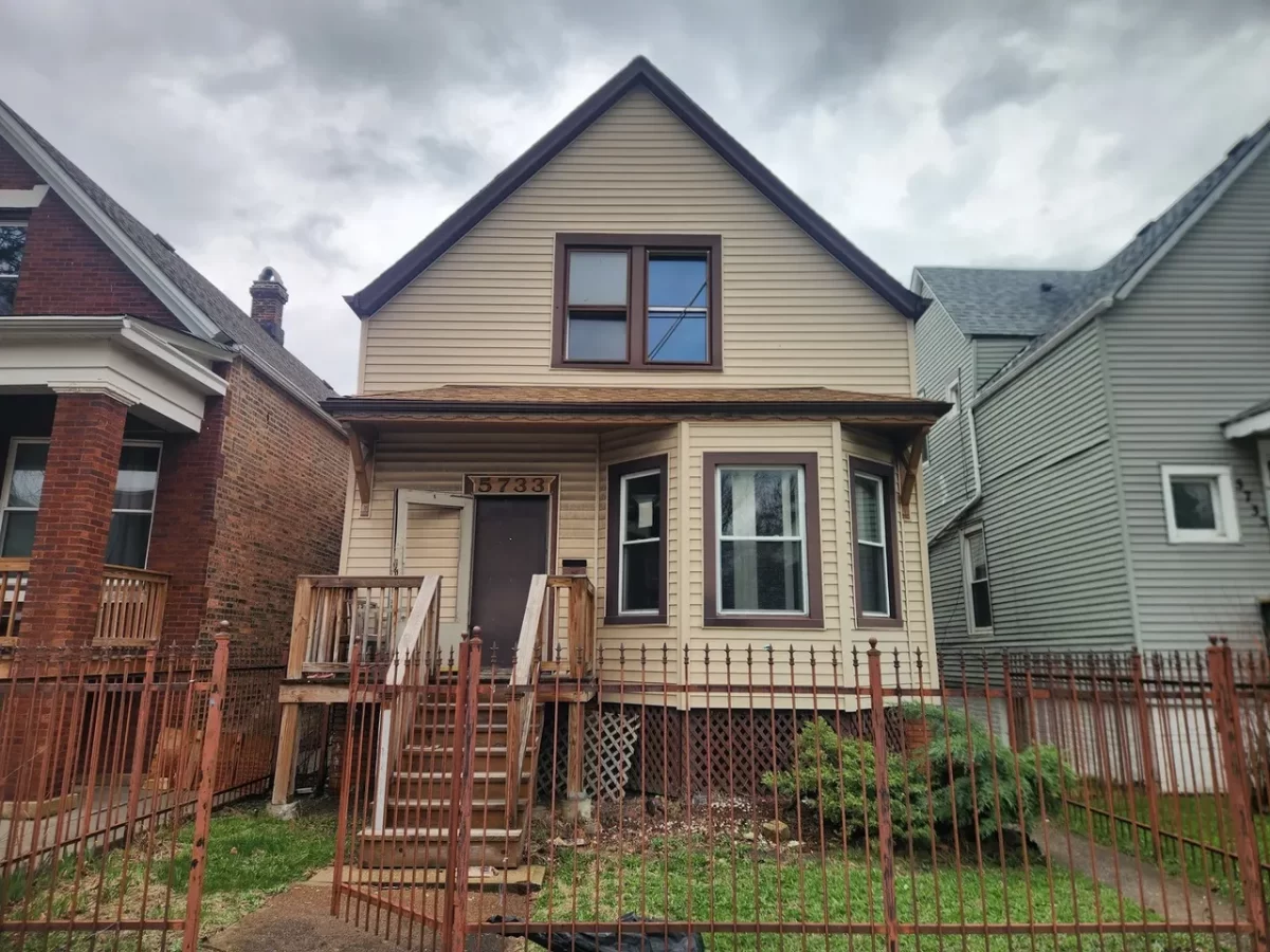 3BR House for Sale in Chicago, IL