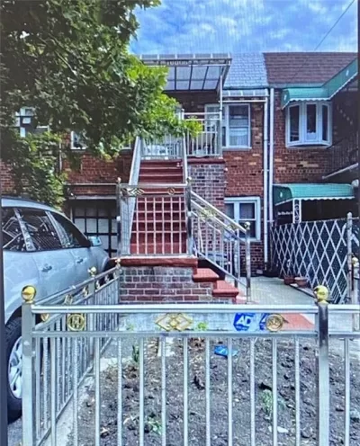 4BR Multi-Family for Sale in Brooklyn, NY