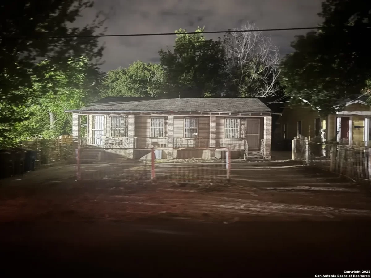 2BR House for Rent in San Antonio, TX