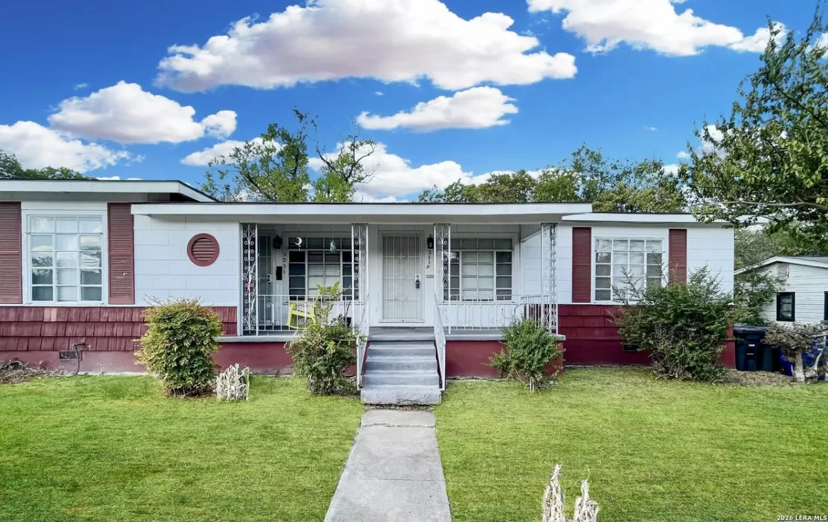 2BR House for Rent in San Antonio, TX