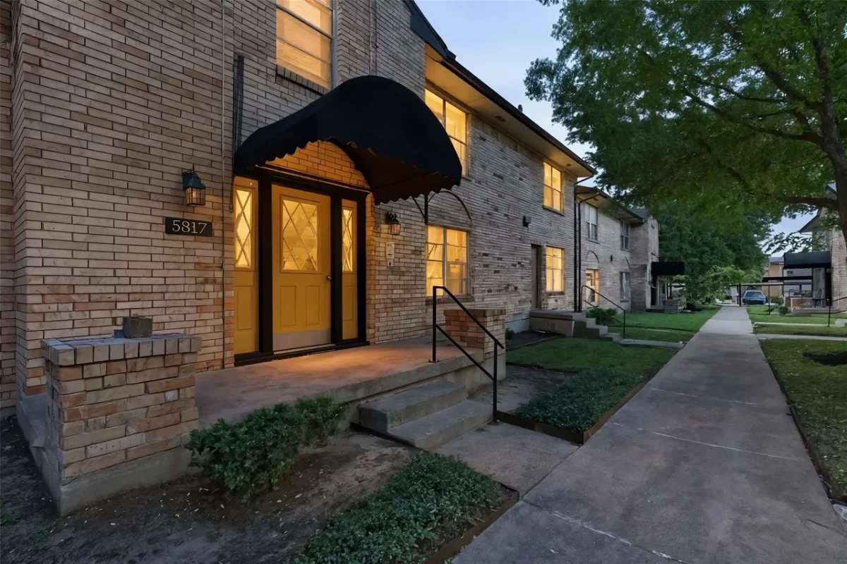 2BR Condo for Rent in Dallas, TX