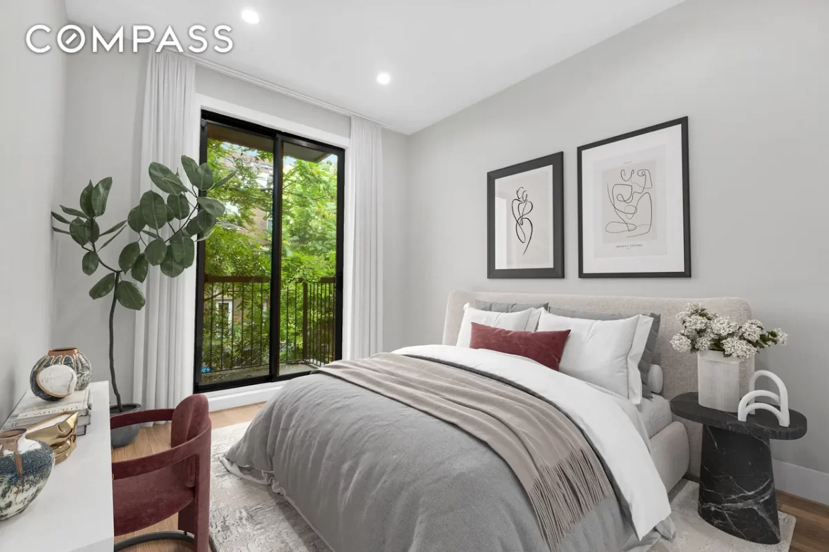 2BR Condo for Sale in Manhattan, NY