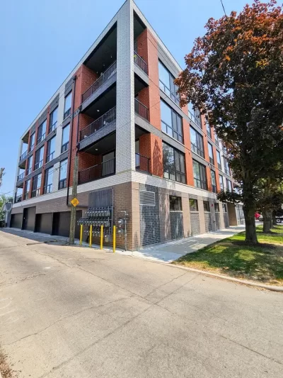 2BR Apartment for Rent in Chicago, IL