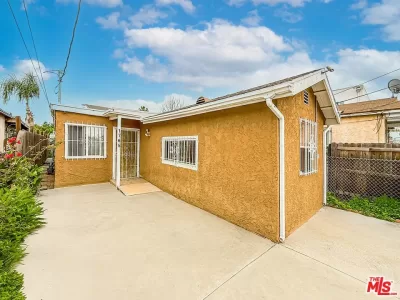 4BR House for Sale in Los Angeles, CA