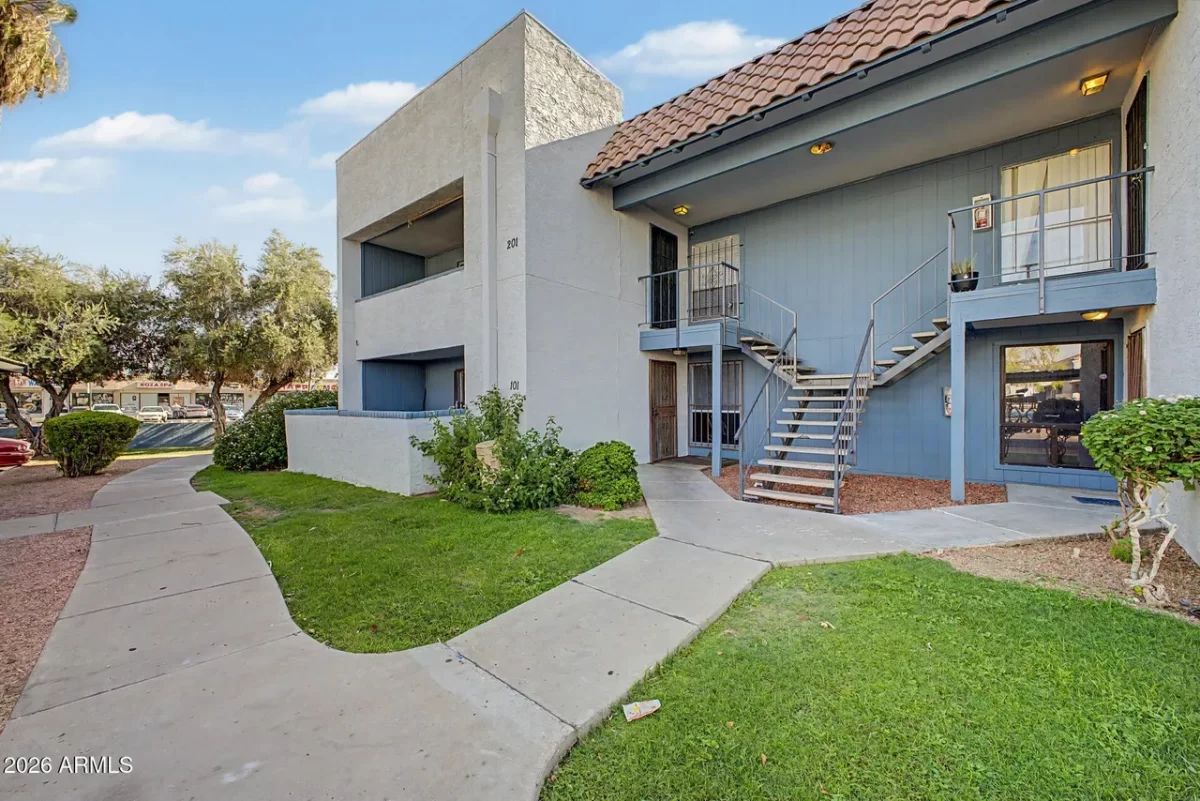 2BR Condo for Sale in Glendale, AZ