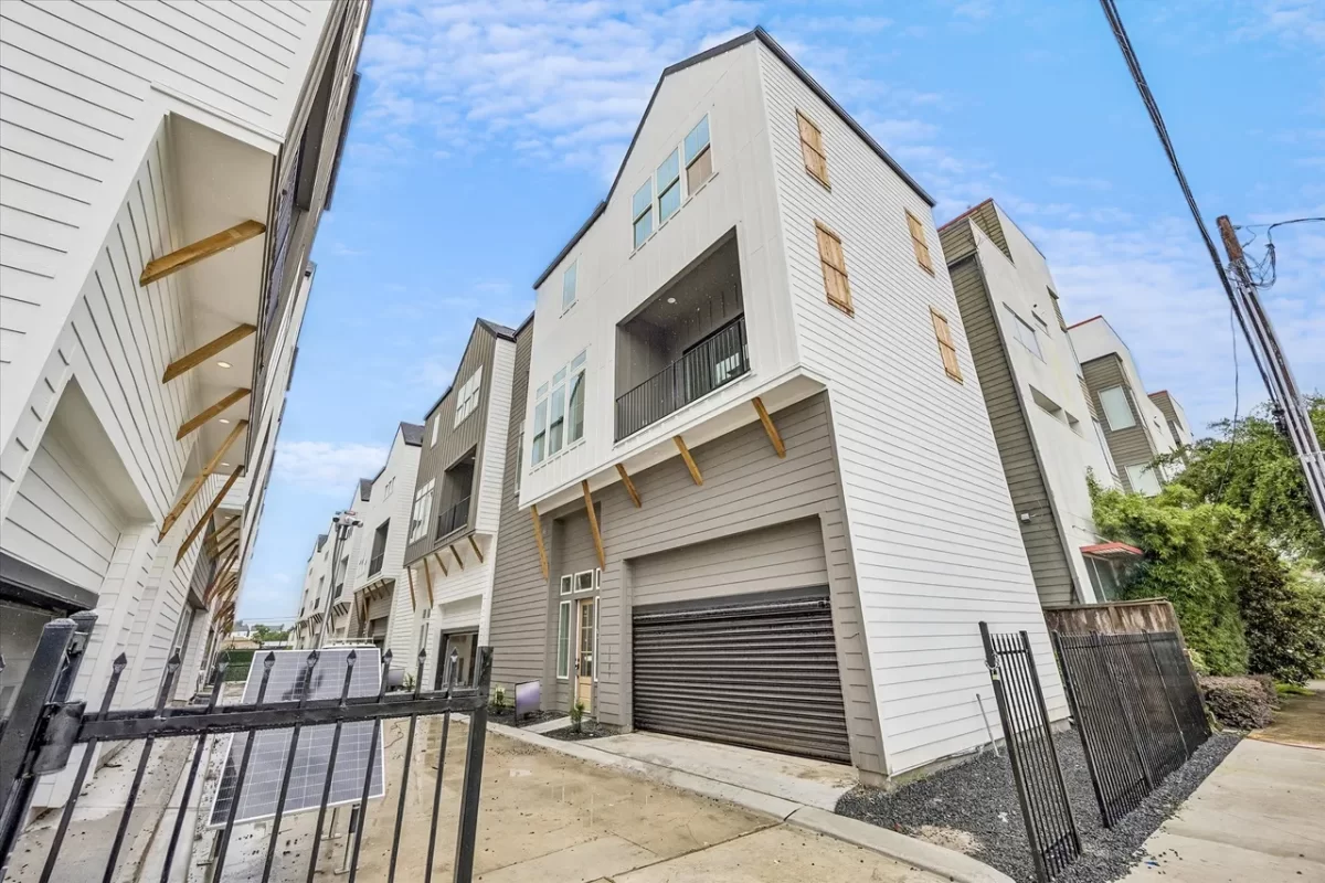 3BR House for Sale in Houston, TX