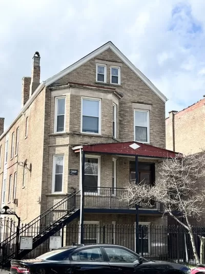 2BR Apartment for Rent in Chicago, IL