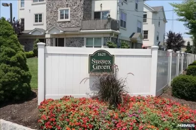 2BR Condo for Rent in Secaucus, NJ