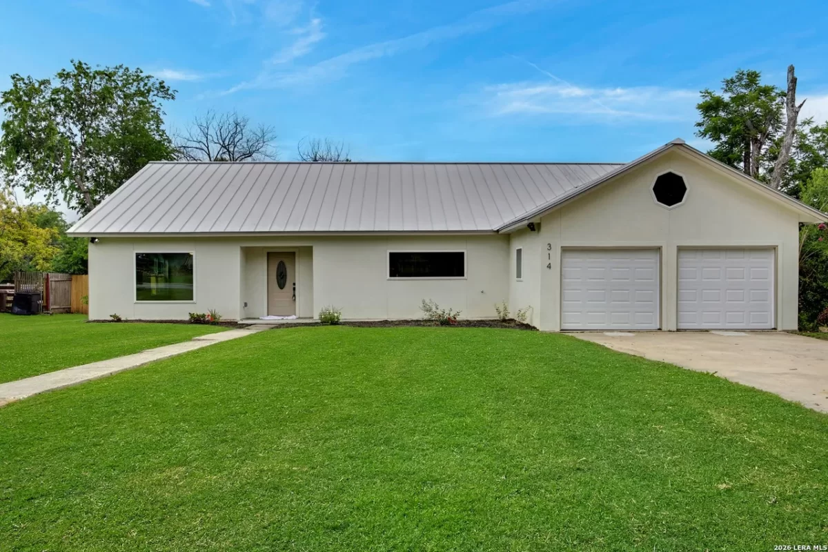 3BR House for Sale in San Antonio, TX