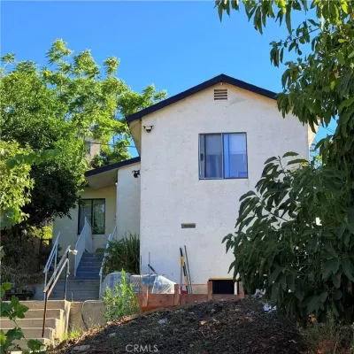 2BR House for Sale in Los Angeles, CA