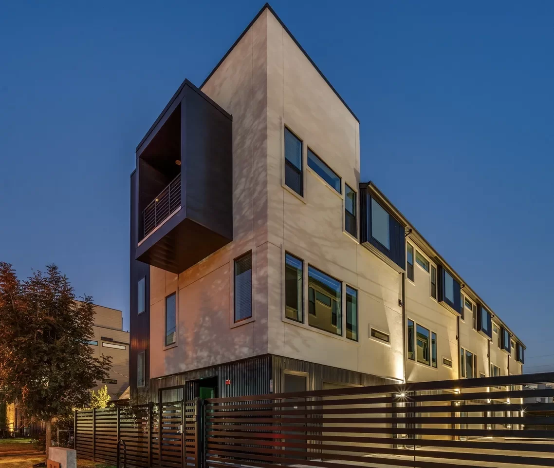 2BR Condo for Sale in Dallas, TX