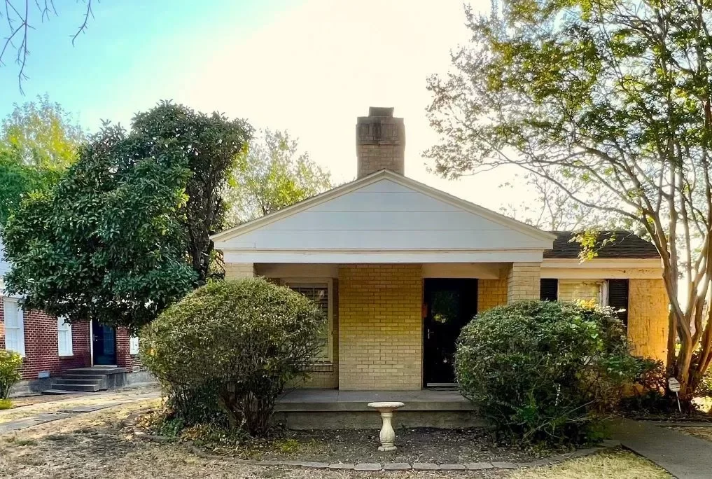 2BR House for Rent in Dallas, TX
