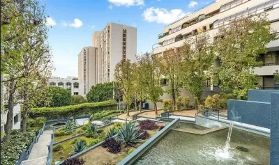 2BR Condo for Sale in Los Angeles, CA