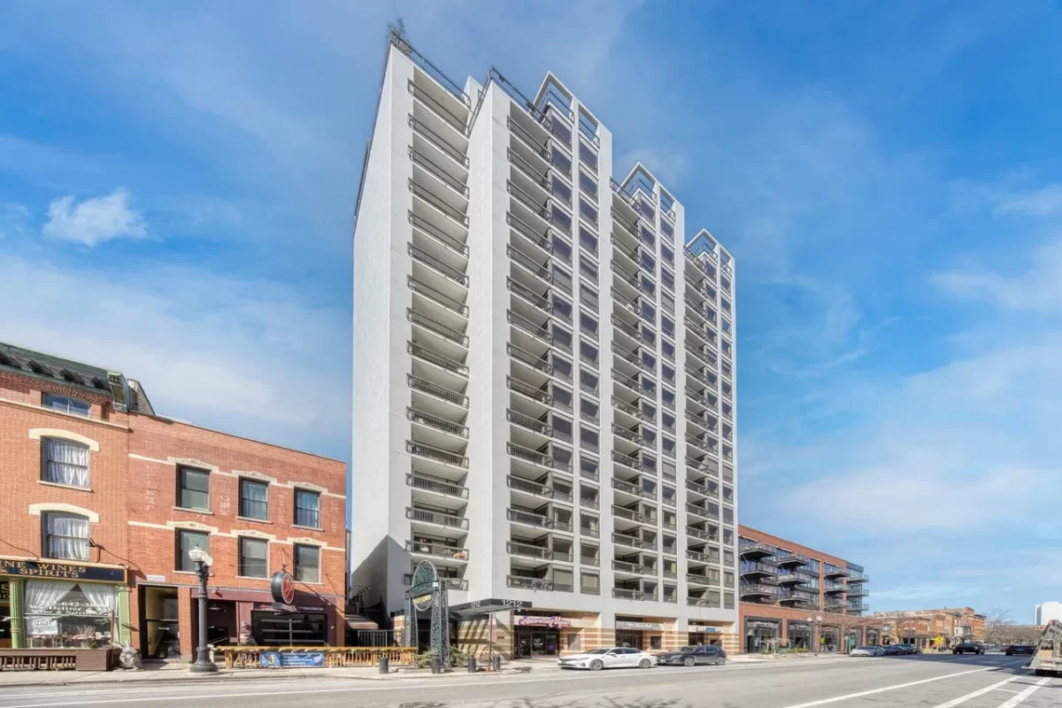 1BR Condo for Sale in Chicago, IL
