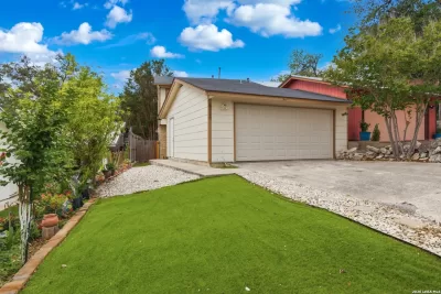 3BR House for Sale in San Antonio, TX