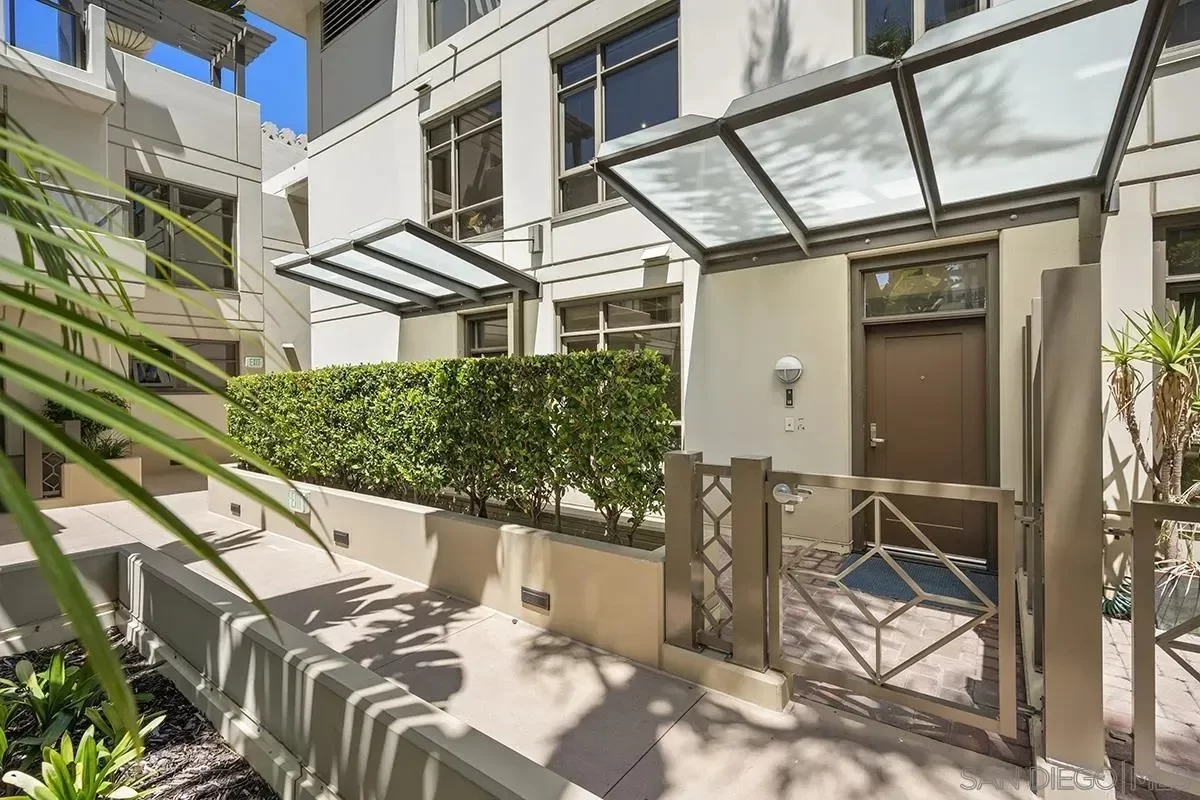 2BR Condo for Sale in San Diego, CA