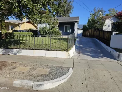 2BR House for Rent in Pasadena, CA