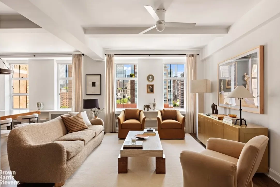 3BR Multi-Family for Sale in Manhattan, NY